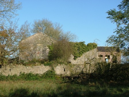Building at Durhamstown, Bohermeen dating from Famine times. It is thought that this may have been an overflow building for the workhouse in Navan.  It thought that there are burial sites close to this building (photo by Stephen Ball)